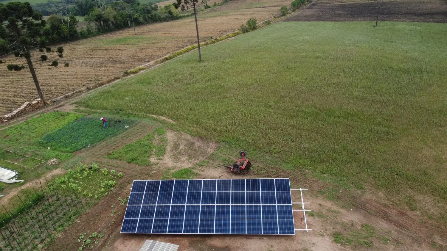 Sistema solar em estrutura de solo
